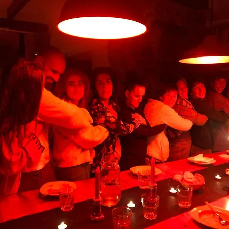 Mas De La Montana Del Cocodrilo