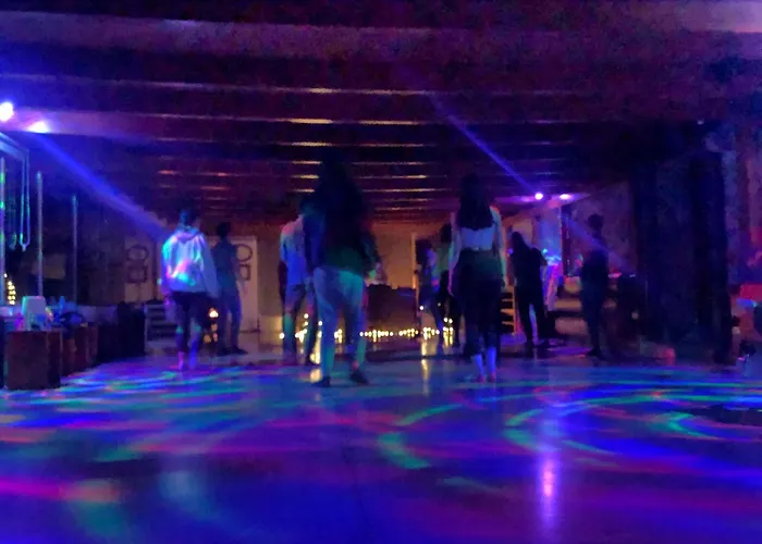 Mas De La Montana Del Cocodrilo *