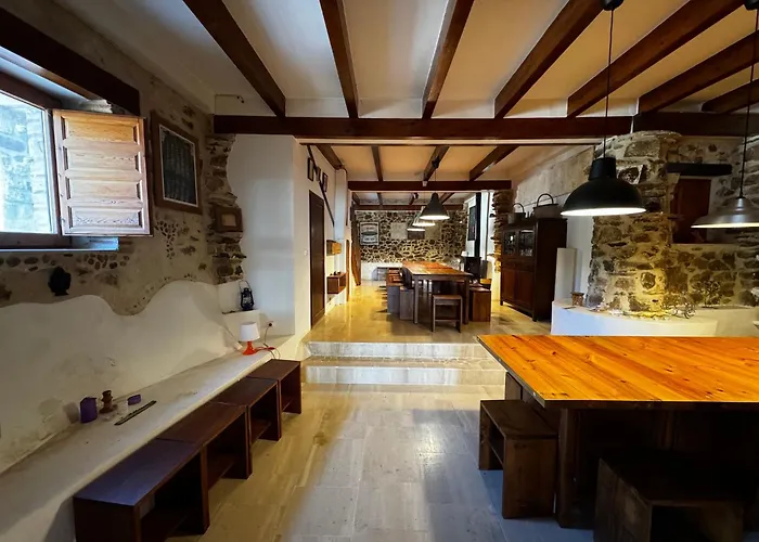 Mas De La Montana Del Cocodrilo * Puertomingalvo